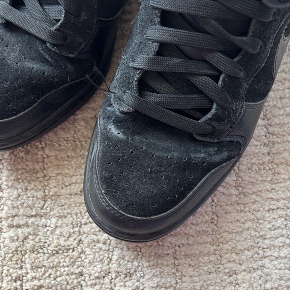 Nike Black High-Top Sneakers - Picture 4 of 9